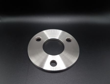 Hrom furatos oszloptalp, 100x42x6mm