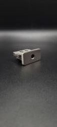  Lapos vglezr 40x20mm-es zrtszelvnyhez M8 menettel